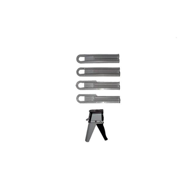T04-0094 Three-In-One Enterprises Co., Ltd.  Kits d'outils assortis