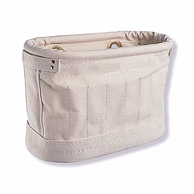 24-40 Jameson LLC  Accesorios