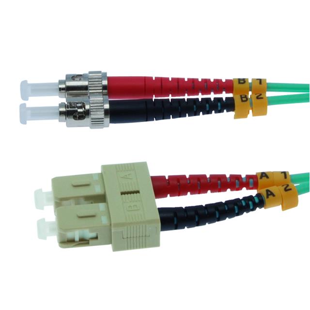 CM-102640BSTK CableMAX  Assemblaggi di cavi