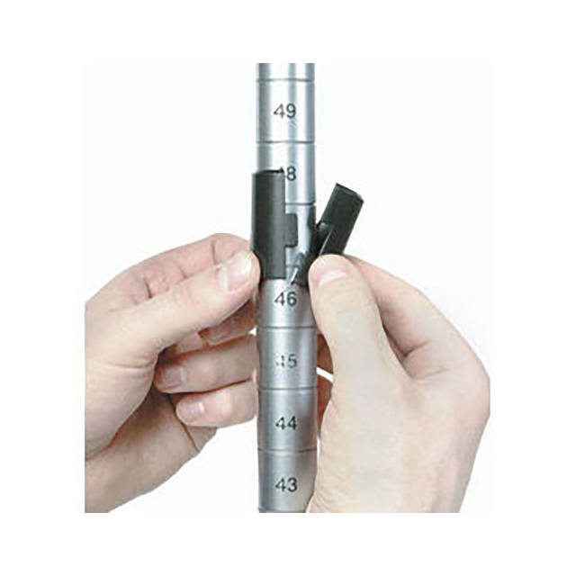 711269 Nexel  Accessoires pour étagères à crémaillère