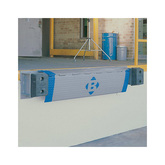 20EP72-GLO Bluff Manufacturing  Équipement de quai