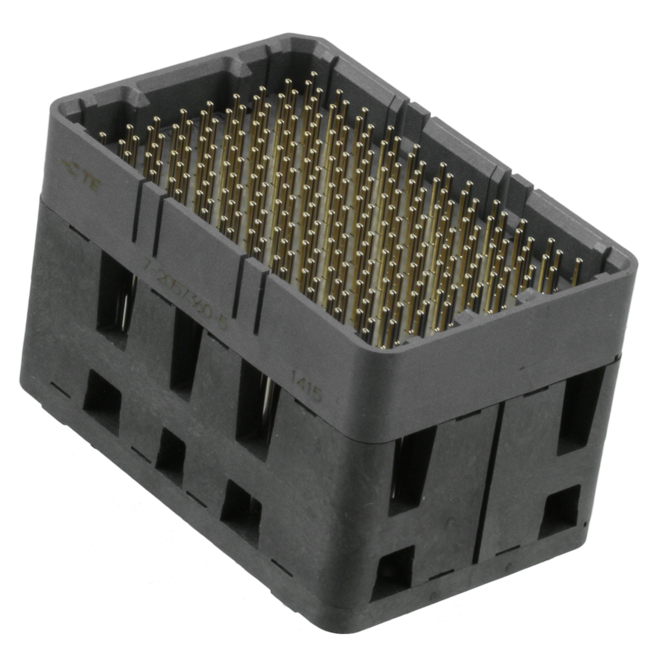 7-2057360-5 TE Connectivity AMP Connectors  Matrices de type bord Mezzanine (carte à carte)