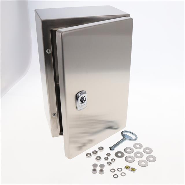 NSYS3X3215 Schneider Electric  Boxes