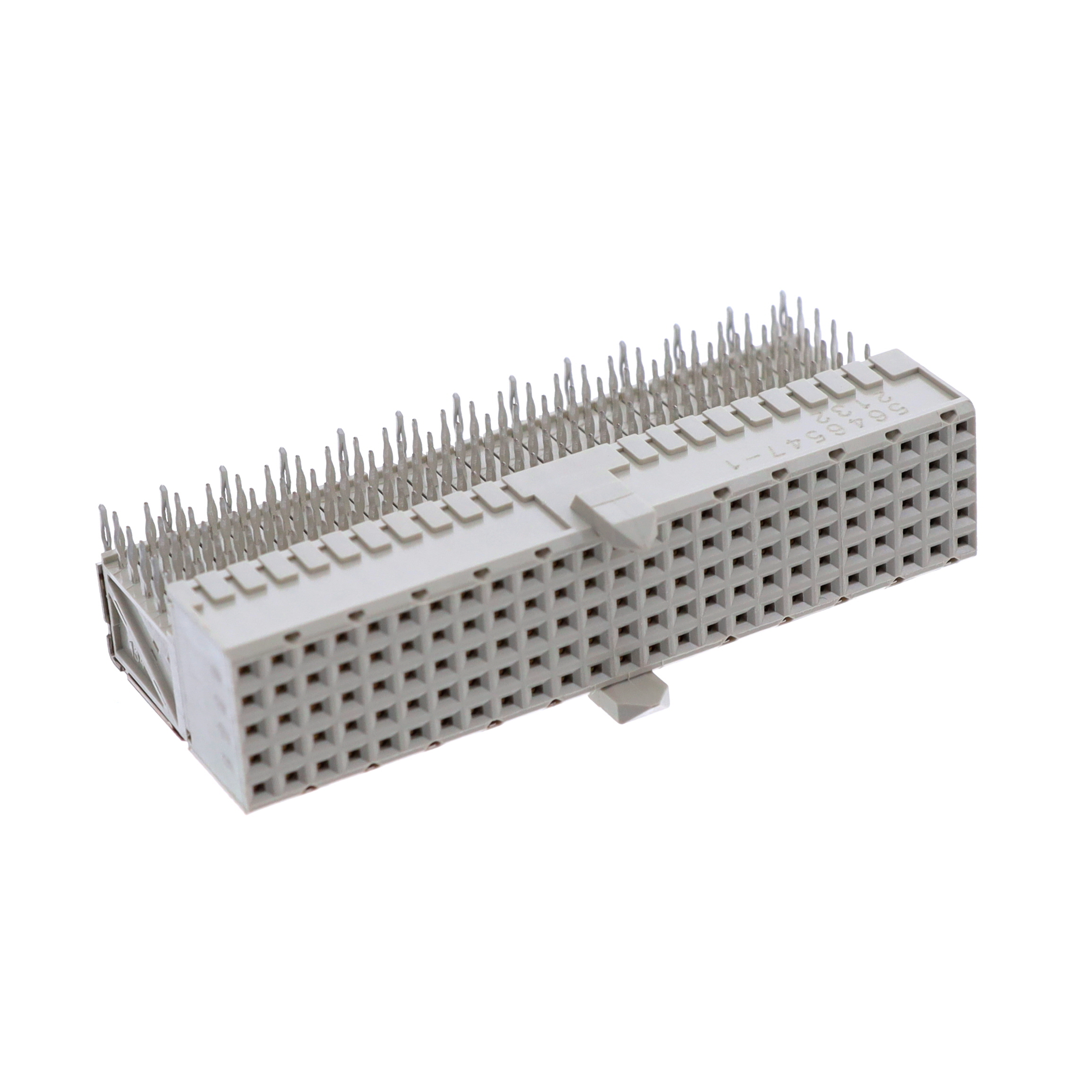 5646547-1 TE Connectivity AMP Connectors  Hard Metric Standard