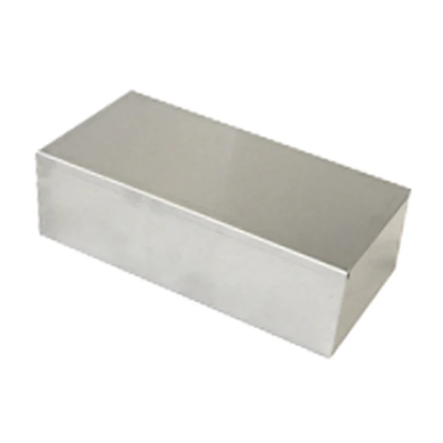 1444-1053 Hammond Manufacturing  Boxen