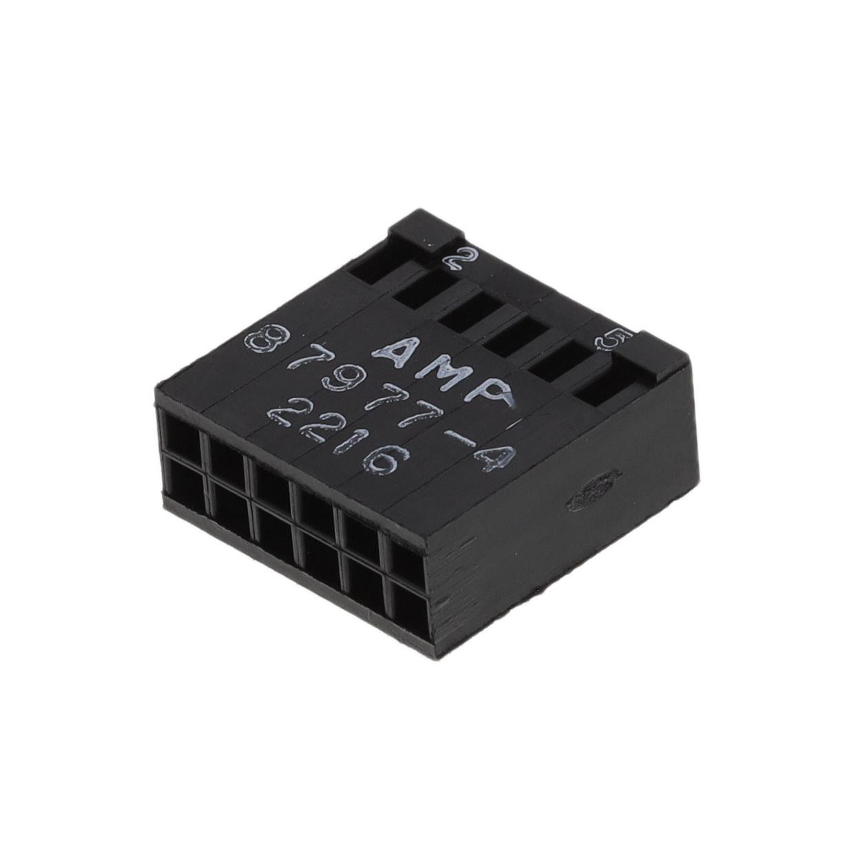 87977-4 TE Connectivity AMP Connectors  Boîtiers de connecteurs rectangulaires